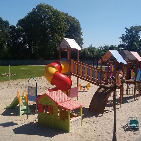 Hotel Agroturystyka Nad Morzem à Ustka Extérieur photo