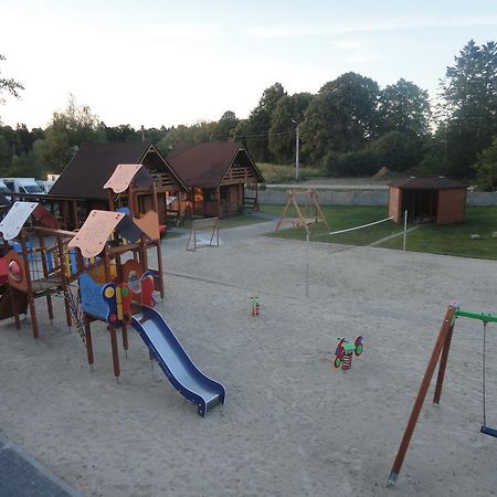 Hotel Agroturystyka Nad Morzem à Ustka Extérieur photo