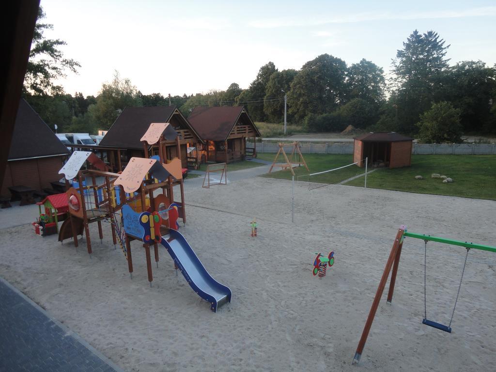 Hotel Agroturystyka Nad Morzem à Ustka Extérieur photo