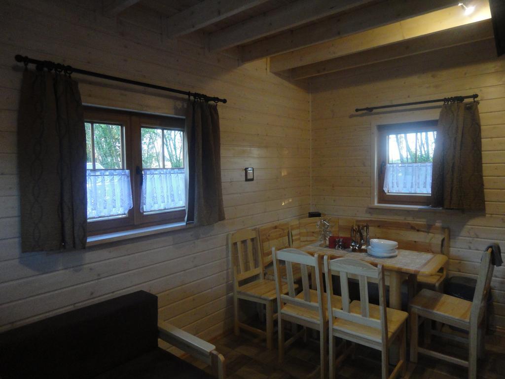 Hotel Agroturystyka Nad Morzem à Ustka Chambre photo